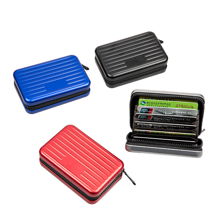 Como uma carteira de cartão de alumínio com zíper melhora a segurança e a organização diária dos cartões?